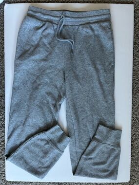 Sunday Best Gray Waffle-Knit Jogger Sweatpants